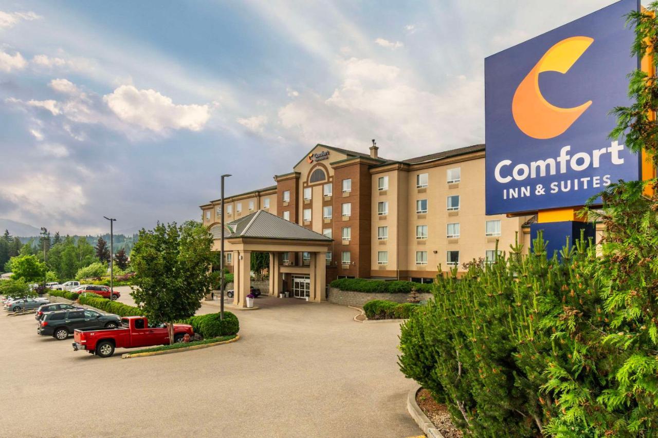 Comfort Inn & Suites Salmon Arm Eksteriør bilde