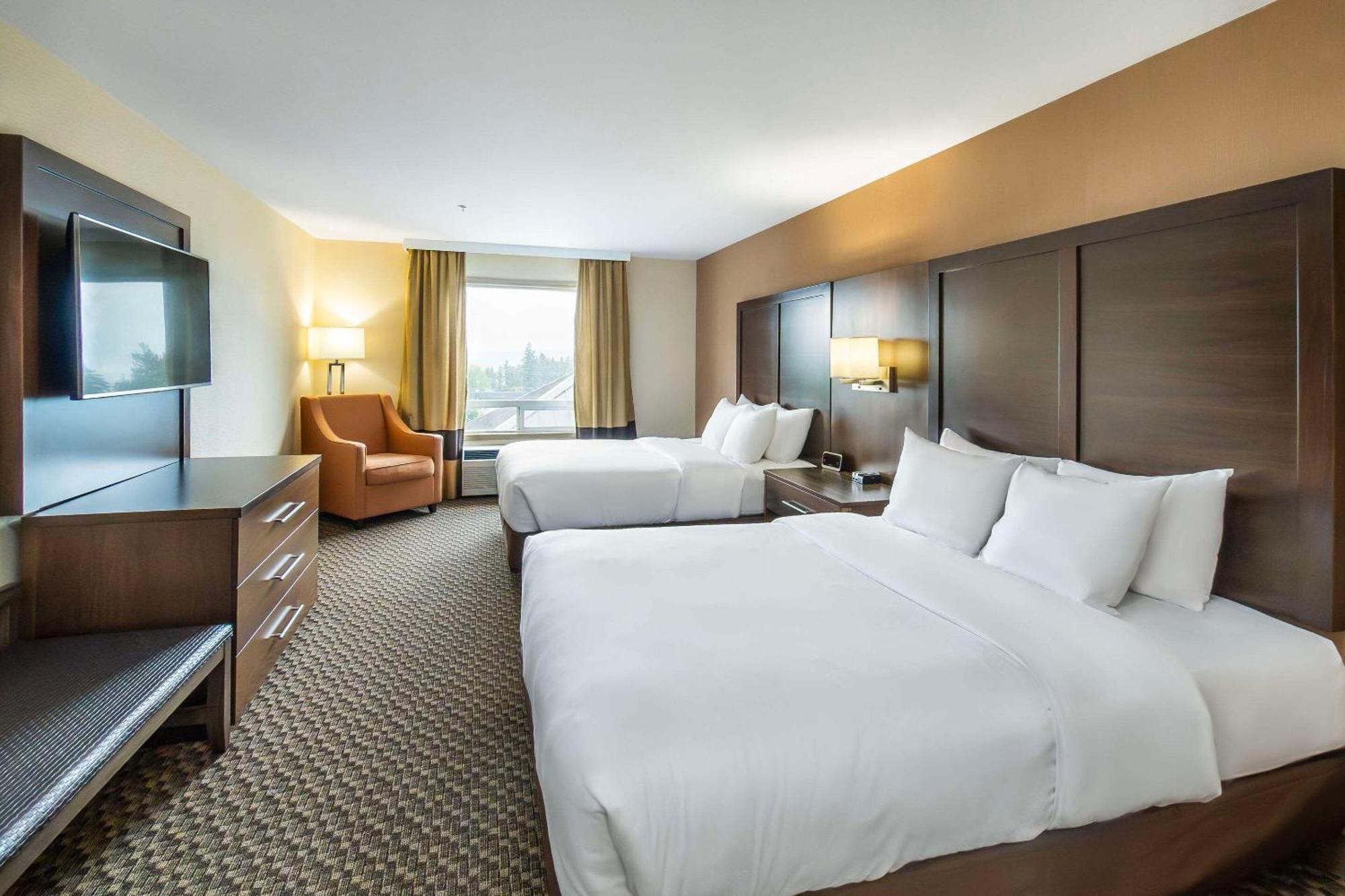 Comfort Inn & Suites Salmon Arm Eksteriør bilde