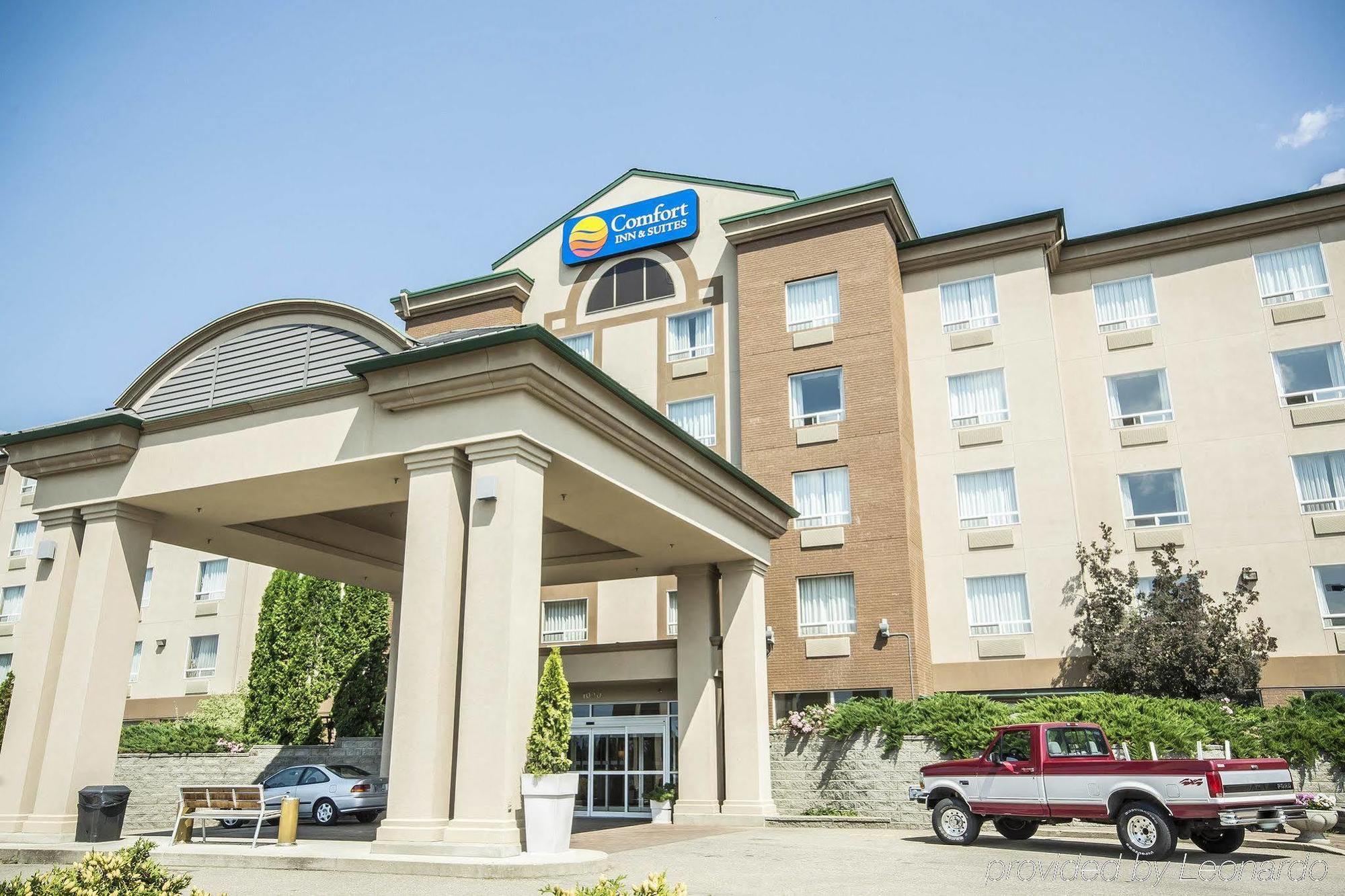Comfort Inn & Suites Salmon Arm Eksteriør bilde