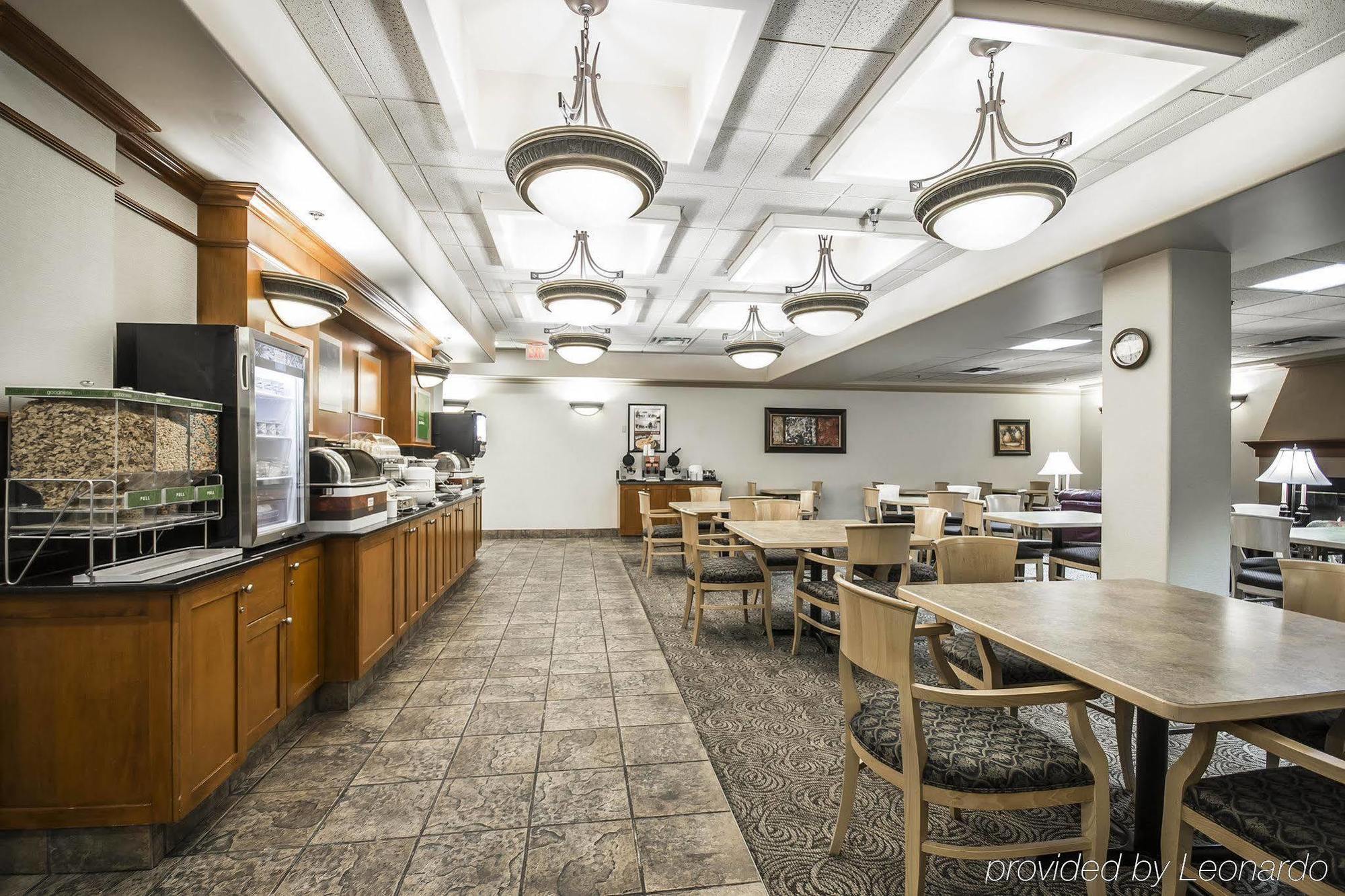 Comfort Inn & Suites Salmon Arm Eksteriør bilde