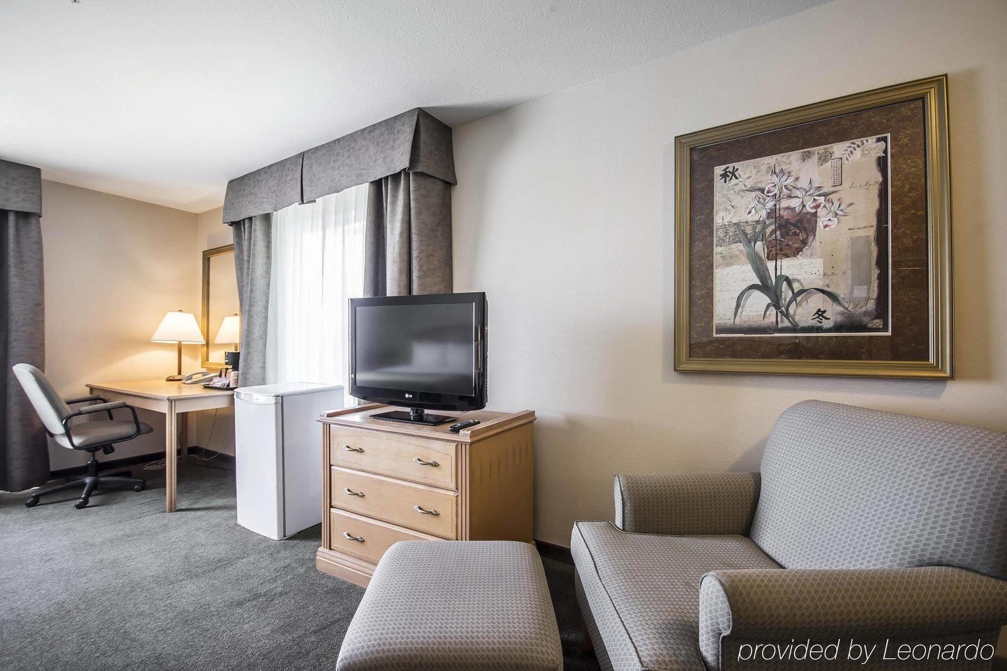 Comfort Inn & Suites Salmon Arm Eksteriør bilde